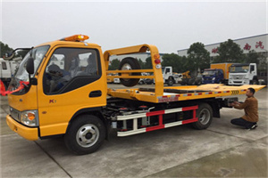 中卫哪里有拖车服务